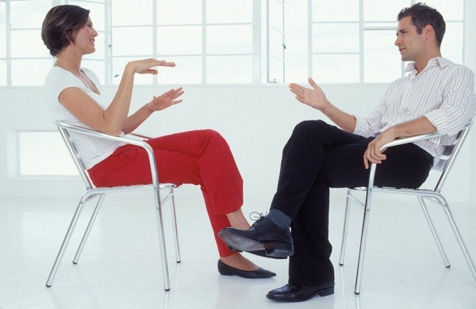 Как разговорить человека за минуту: 5 проверенных способов