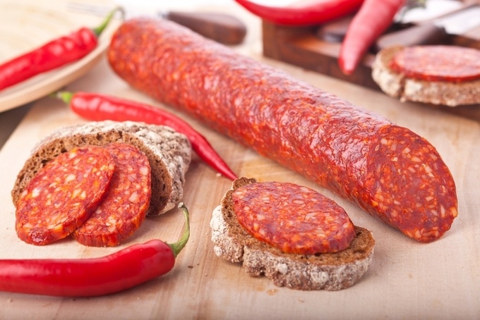 Кулинарные секреты: как правильно хранить колбасу 