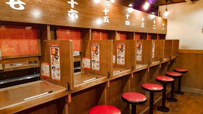 Японцы открывают уникальные рестораны