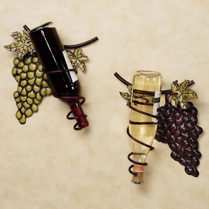 Полки для вина: ТОП-5 оригинальных подарков
