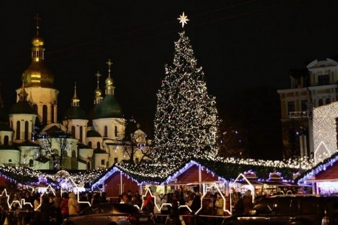  Киев приглашает на торжественное открытие новогодней елки