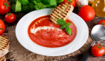 Итальянский томатный суп с хлебом