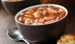 Готовим томатный суп с креветками