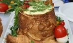 Новогодний салат с грибами "Пенек": пошаговый рецепт