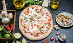 Піца з крабовими паличками на вівсяної основі - Рецепти Сенічкіна