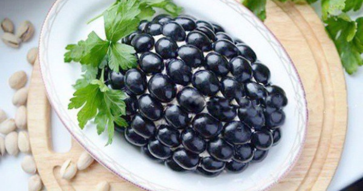 Праздничный салат «гроздь винограда» - пошаговый рецепт с фото