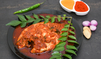 Рыба-карри в ревеневом соусе