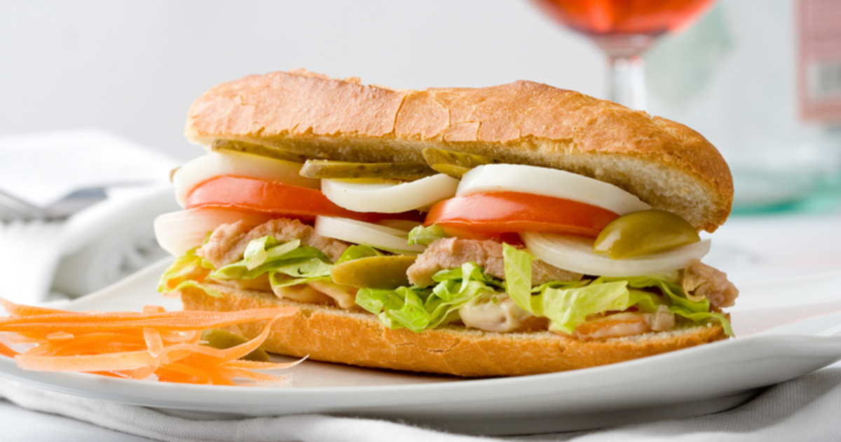Оригинальный тунисский сандвич: рецепты и история создания