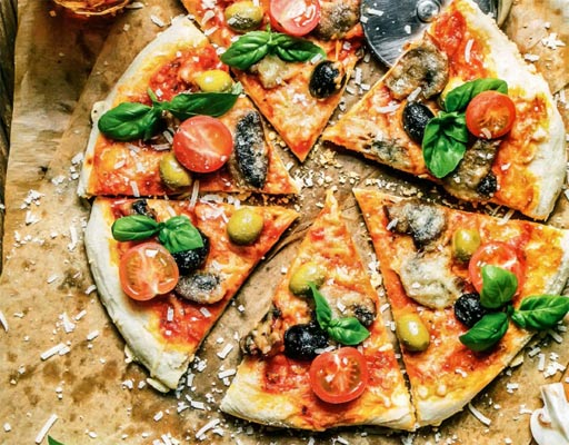 Вегетарианская пицца с грибами и помидорами: рецепты и полезные советы