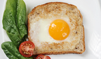 Простой завтрак: яйца запеченные в сметане