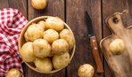 Молодой картофель: 5 способов молниеносной очистки