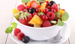 Освежающие фруктовые салаты: 5 лучших рецептов по версии SMAK.UA