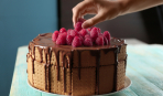 Дачный десерт: торт без выпечки «Ягода малина»