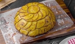 «Под куполом»: картофельная запеканка с сыром и беконом