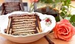 Рецепт легкого торта из печенья "Лесная избушка" (без выпечки)